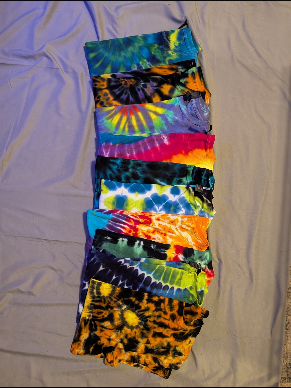 Adult Unisex Tie-Dye Shirts - Multicolor